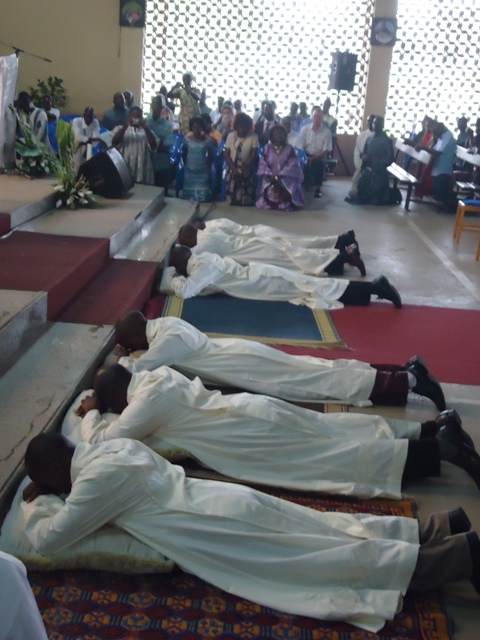 La prostration avant le sacrement